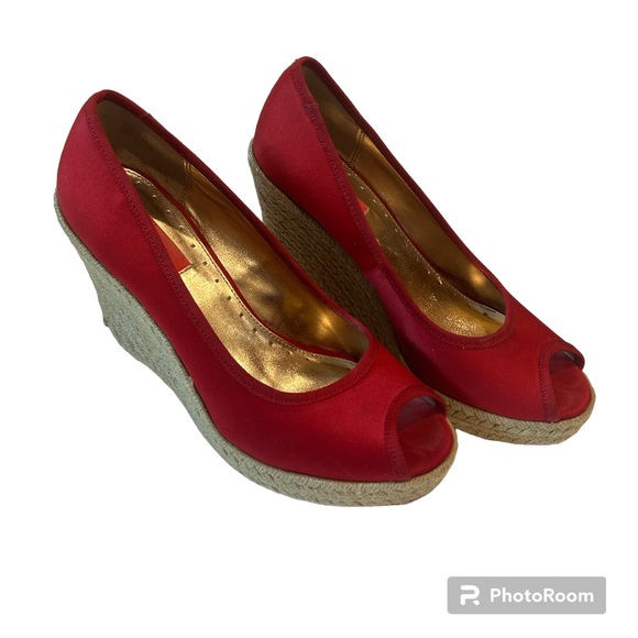 Nordstrom Boutique red satin peep toe wedges - Picture 1 of 8